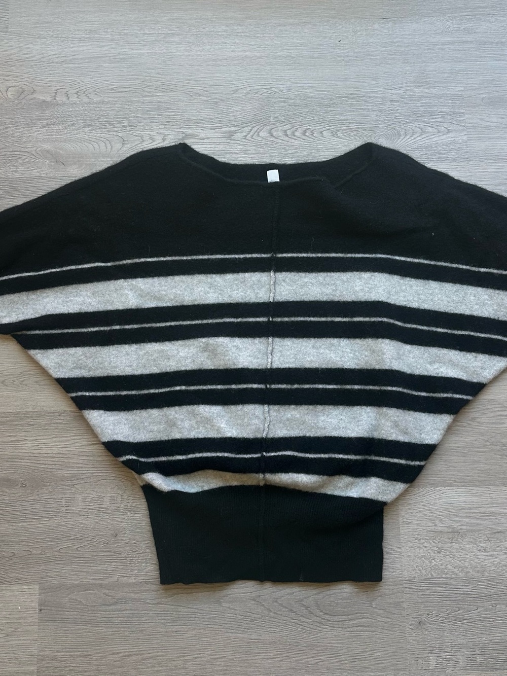 Women’s Black & Gray Striped Batwing Cashmere Sweater